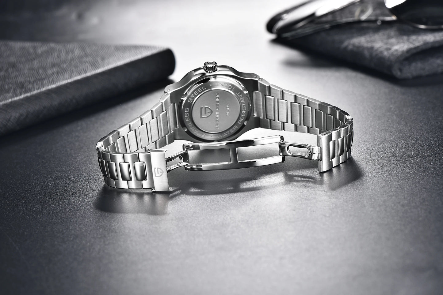 PD-1728 – 40mm Luxury Automatic Tonneau Watch